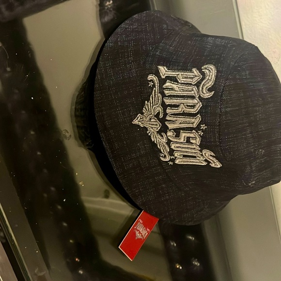 Hat - Picture 2 of 3